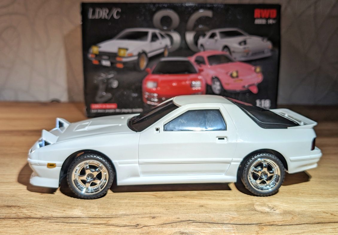 Дрифт машинка Mazda RX-7 на радіокеруванні / на радиоуправлении LD1802