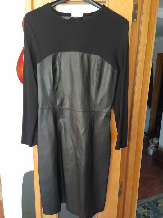 Lote 2 vestidos Pretos