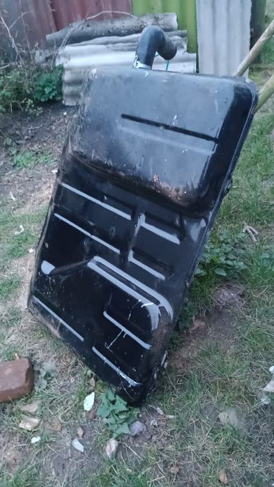 Бензобак від НИВИ