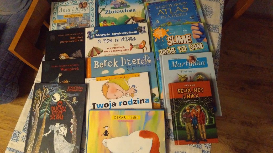 Książki dla dzieci, młodzieży.