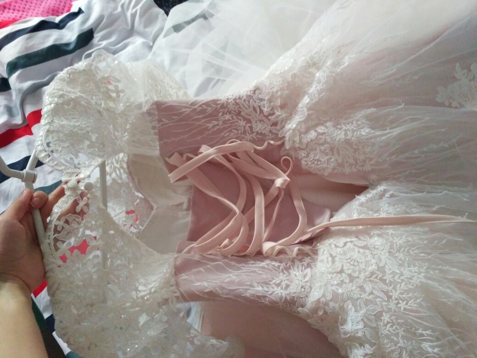 Свадебное платье пышное