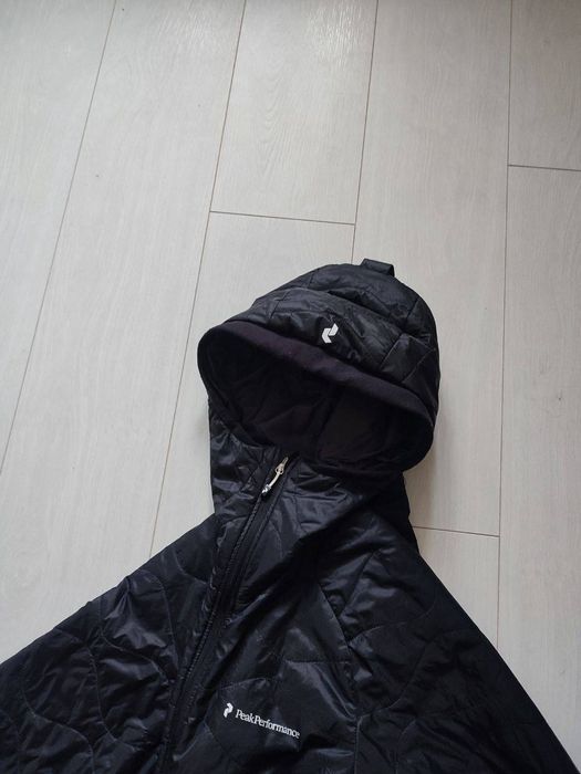 Peak performance куртка зимня тепла