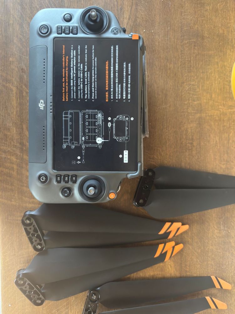 Пульт DJI RC Plus з акб (Пропелери Matrice)