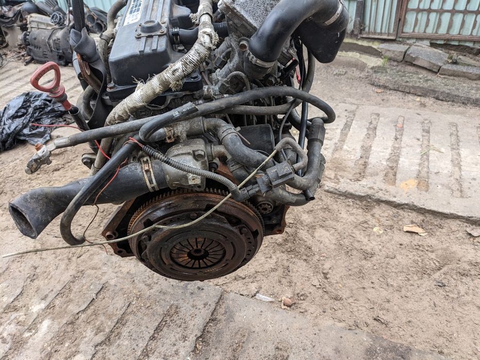 двигатель мотор двигун Opel 1.7 D isuzu 4EE1 Corsa Combo B