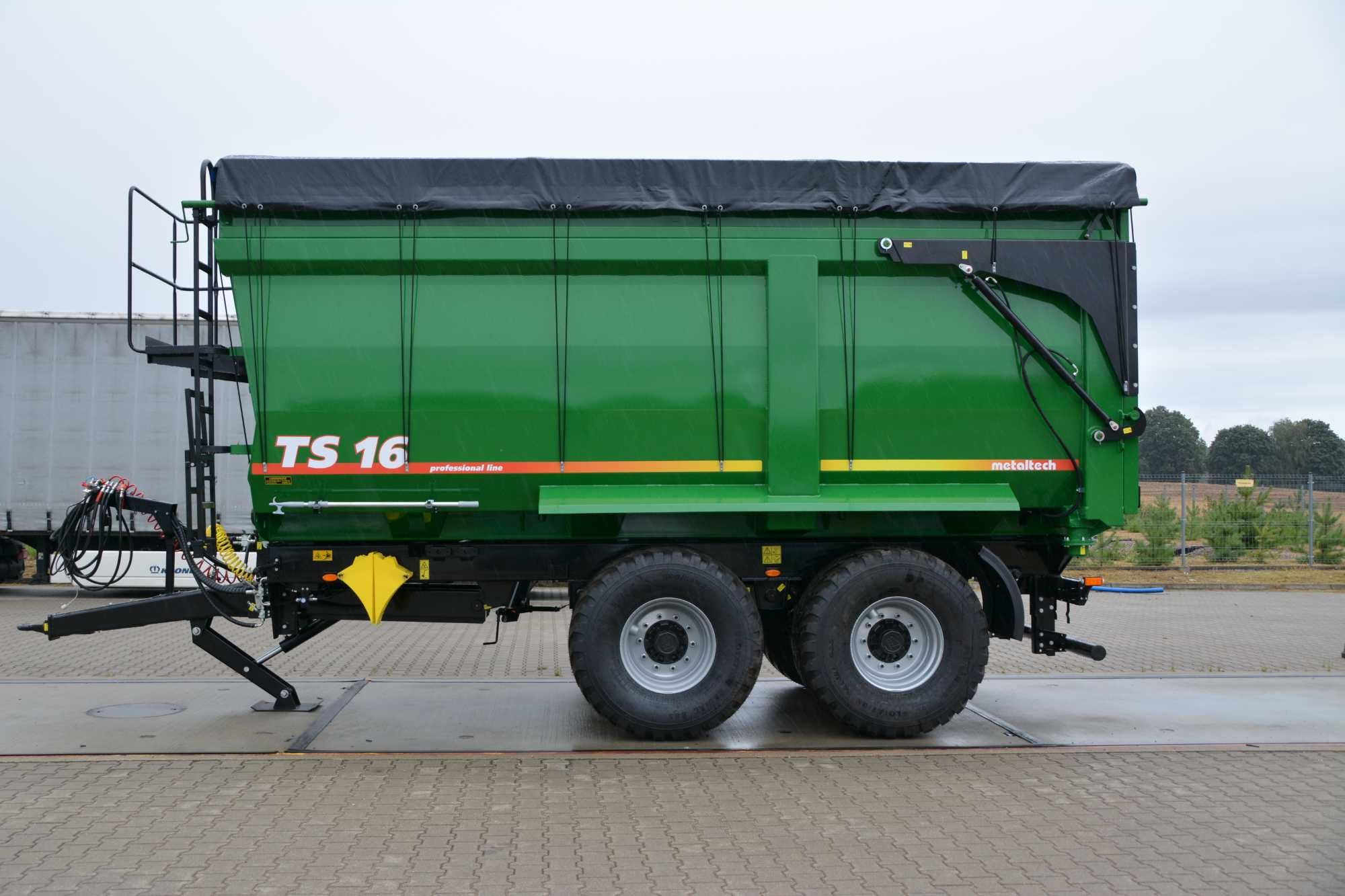 Przyczepa rolnicza skorupowa METAL-TECH TS 16 ton PROMOCJA OŚ SKRĘTNA