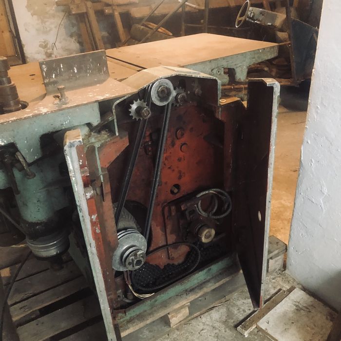 Деревообробний станок