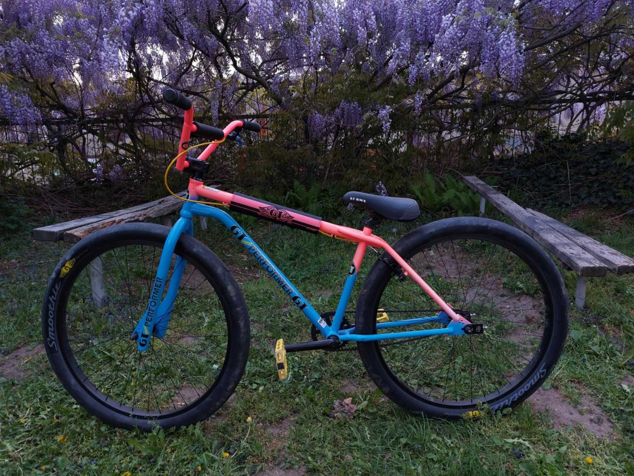 BMX wheele bike street GT Performer różowo-niebieski