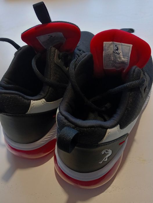 Buty Nike Shaq r.38 jak nowe