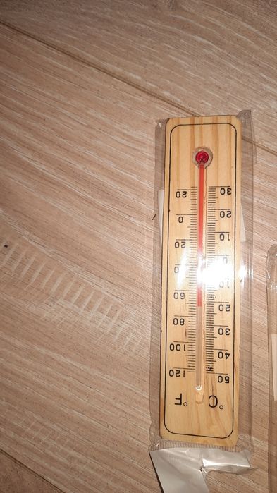 Termometr drewniany wewnętrzny