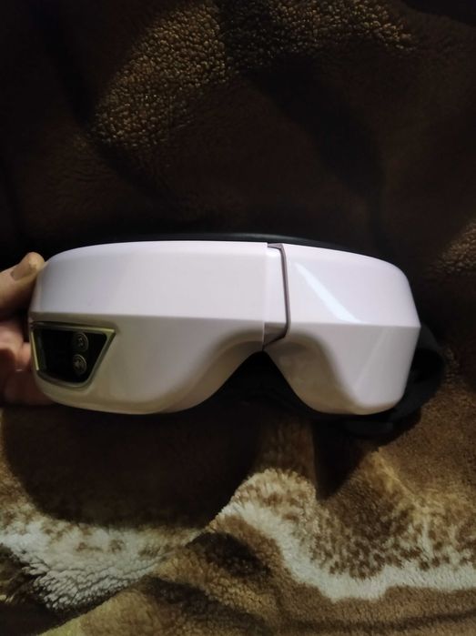 Массажер для очей.