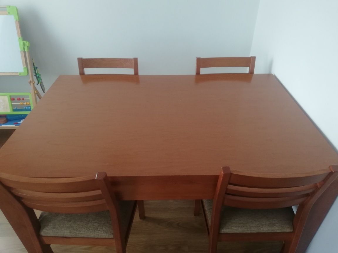 Mesa de jantar extensível