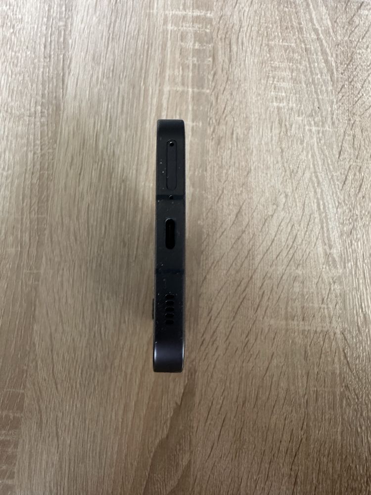 Nothing phone (1) 8/128 gb stan bardzo dobry