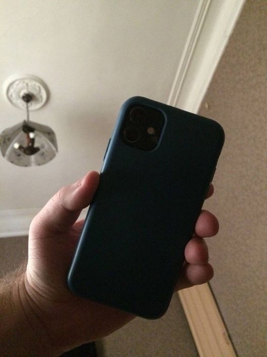 Продам iphone 11/64 GB