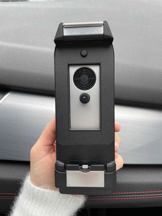 84212407464 Вставний адаптер BMW для iPhone 6