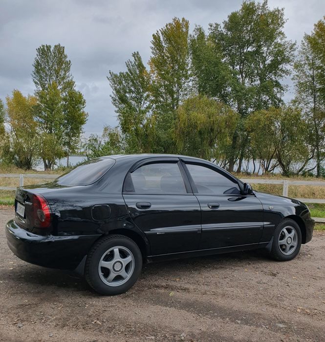 Lanos 2011 року 1.5 БЕНЗИН