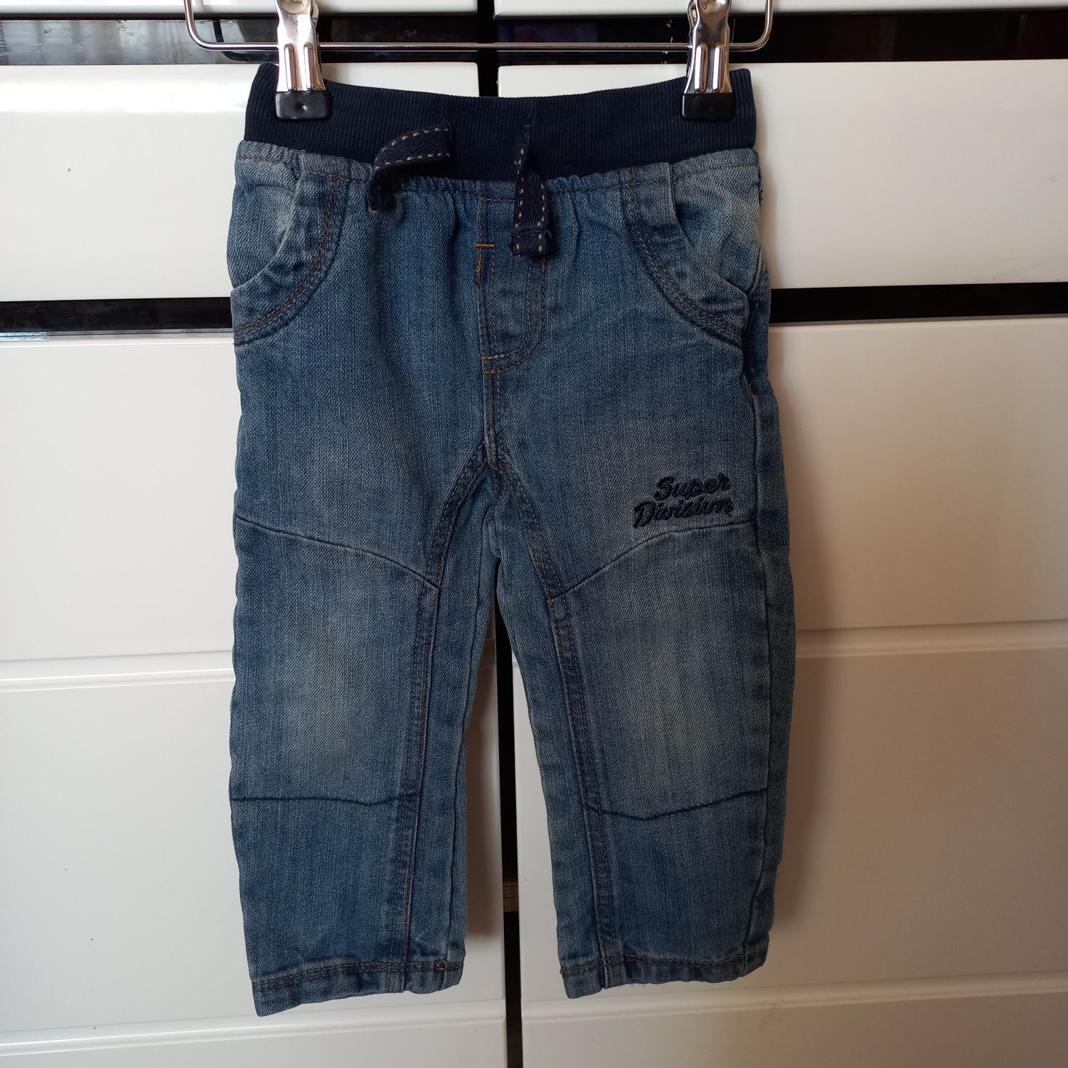 Jeansowe spodnie  rozmiar 86
