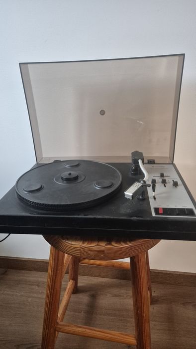 Gramofon model Artur nie działa