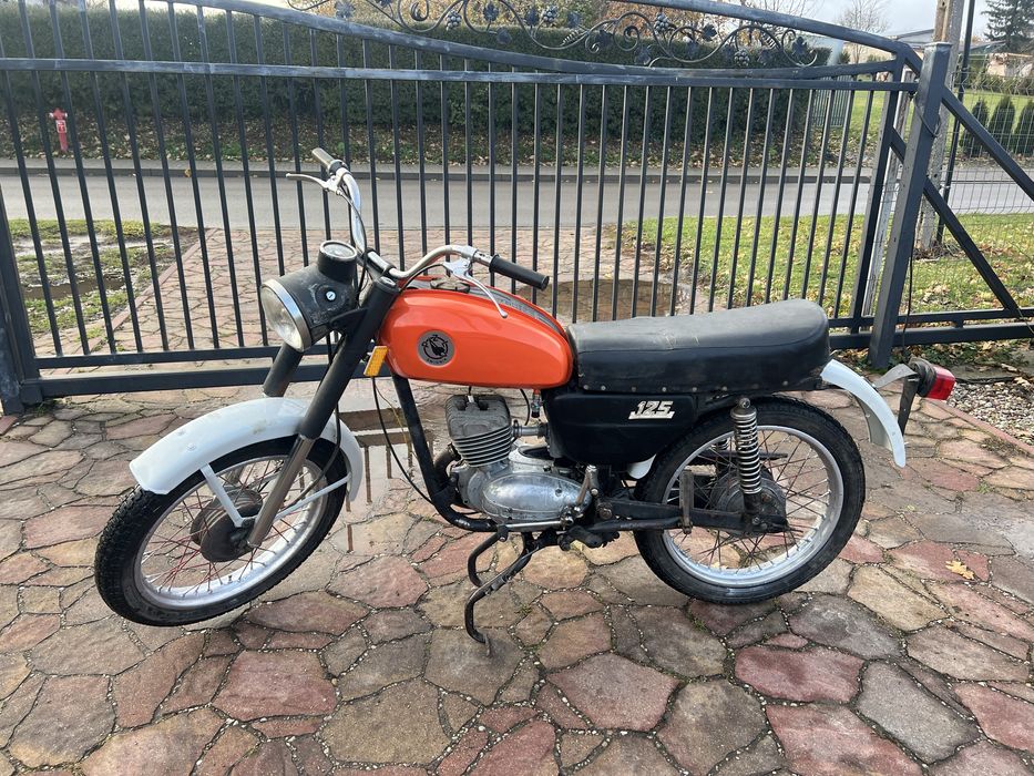 Wsk 125 Ostatni wypust 85 rok Sprawna na chodzie