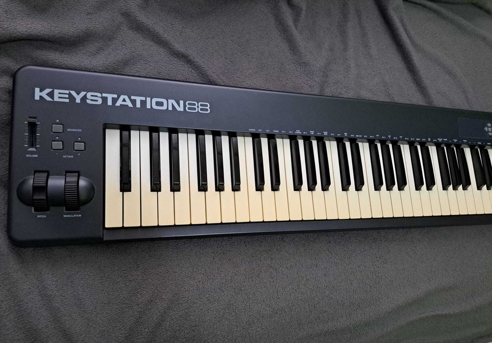 Klawiatura sterującą M-Audio Keystation 88, klawisze 88 midi