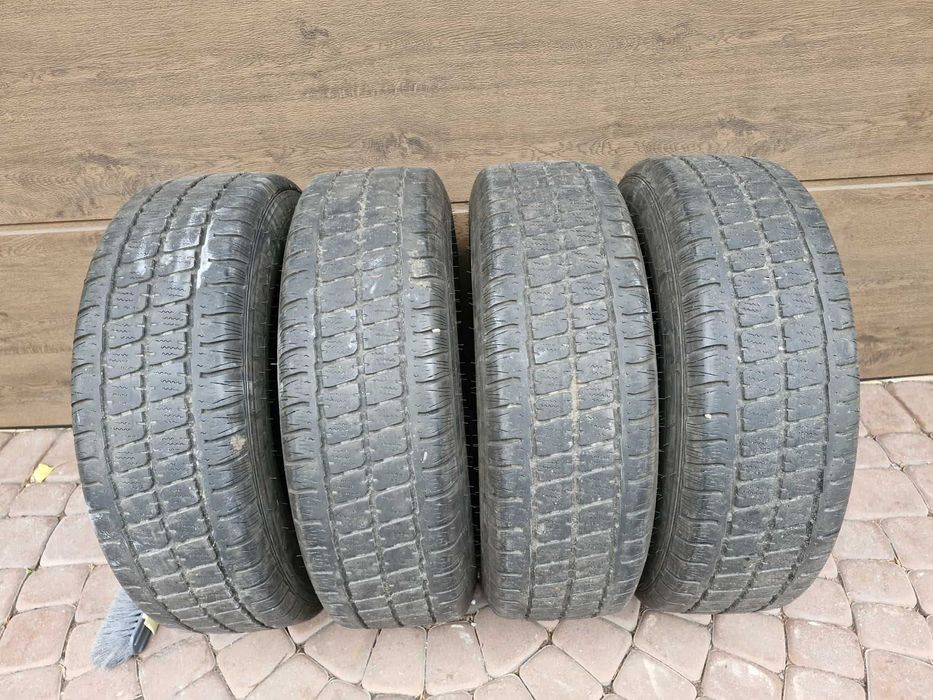 Opony wielosezonowe 225x75x16C Dunlop Kielce