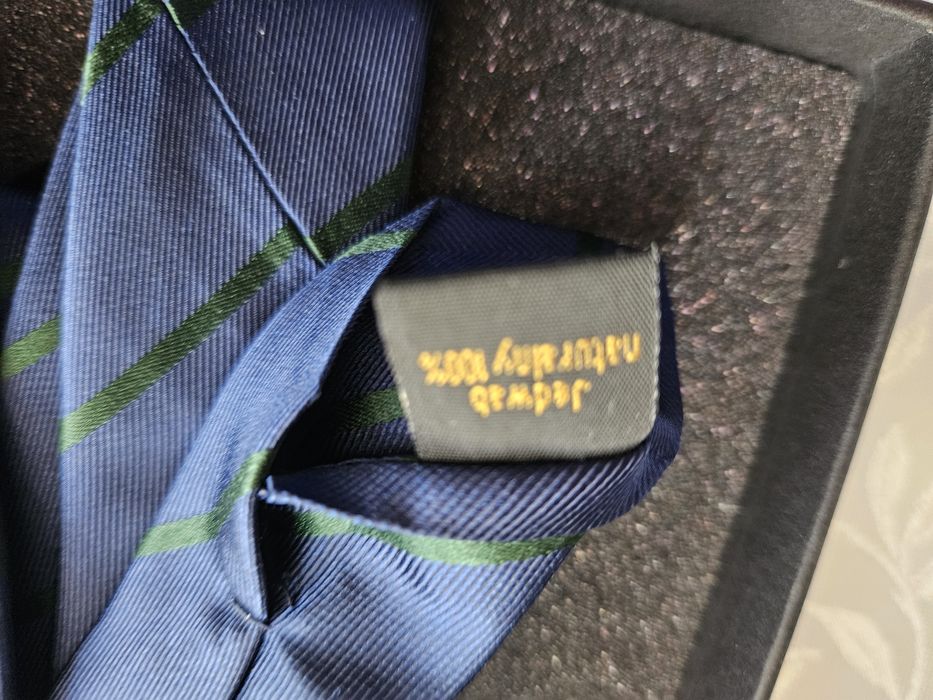 Krawat jedwabny z poszetką