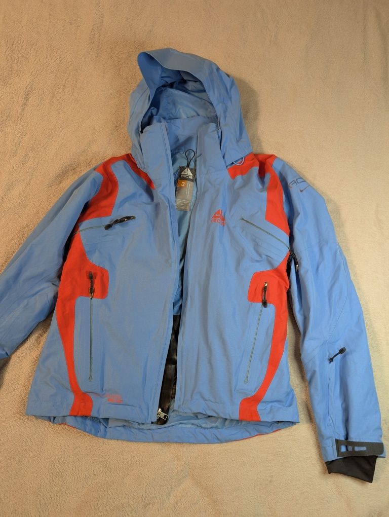 Куртка Nike ACG gore-tex   S XS розмір original демісезон