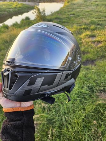 Sprzedam kask hjc i70