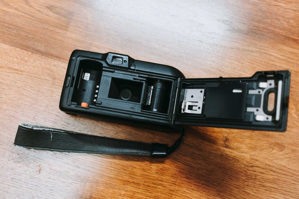 Aparat analogowy Canon Sure Shot Ace - 35mm 3.5 - SPRAWDZONY - street