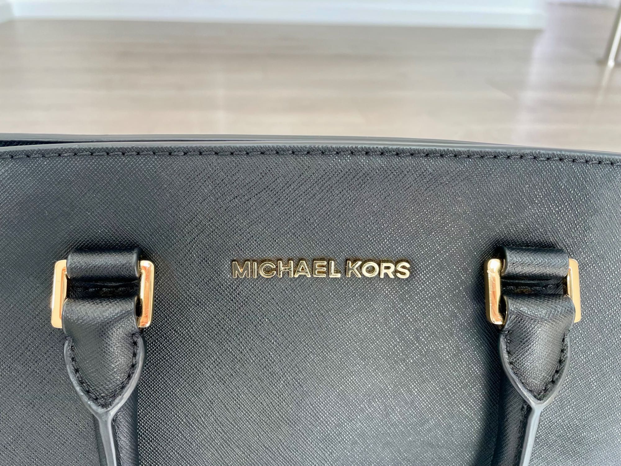 Mala satchel de pele preta da Michael Kors (selma) como nova