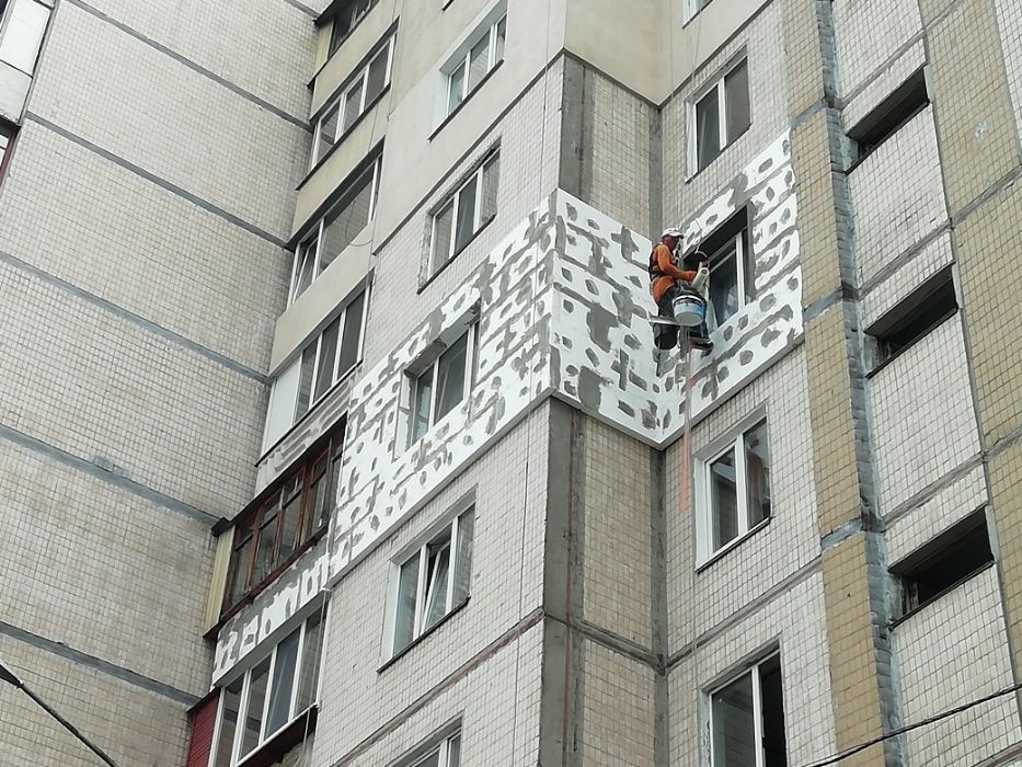 Утеплення фасадів КВАРТИР, БУДИНКІВ І СТІН у Києві! Утепление фасадов!