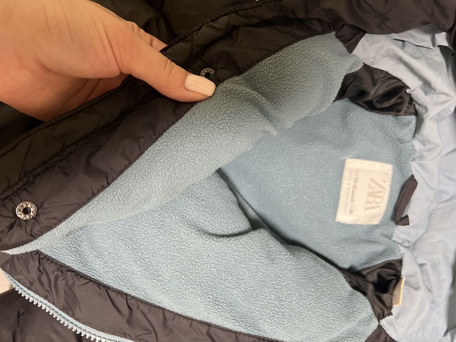 зимова куртка ZARA 86р