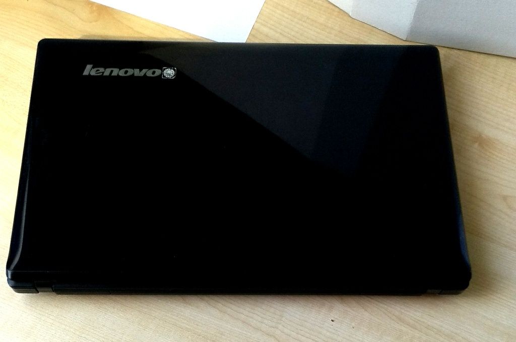 Ноутбук Lenovo G570, и доп. комплектация