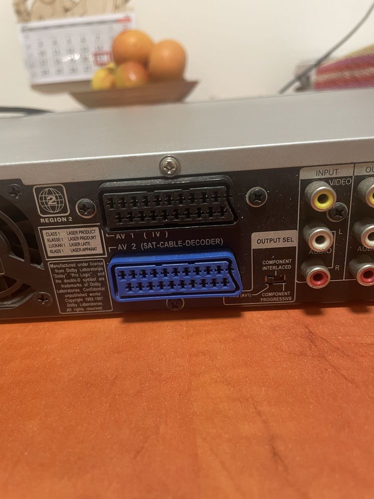 Nagrywarka DVD/CD/MP3 Thomson DTH 80 43E