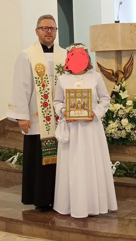 Sprzedam sukienkę komunijnom