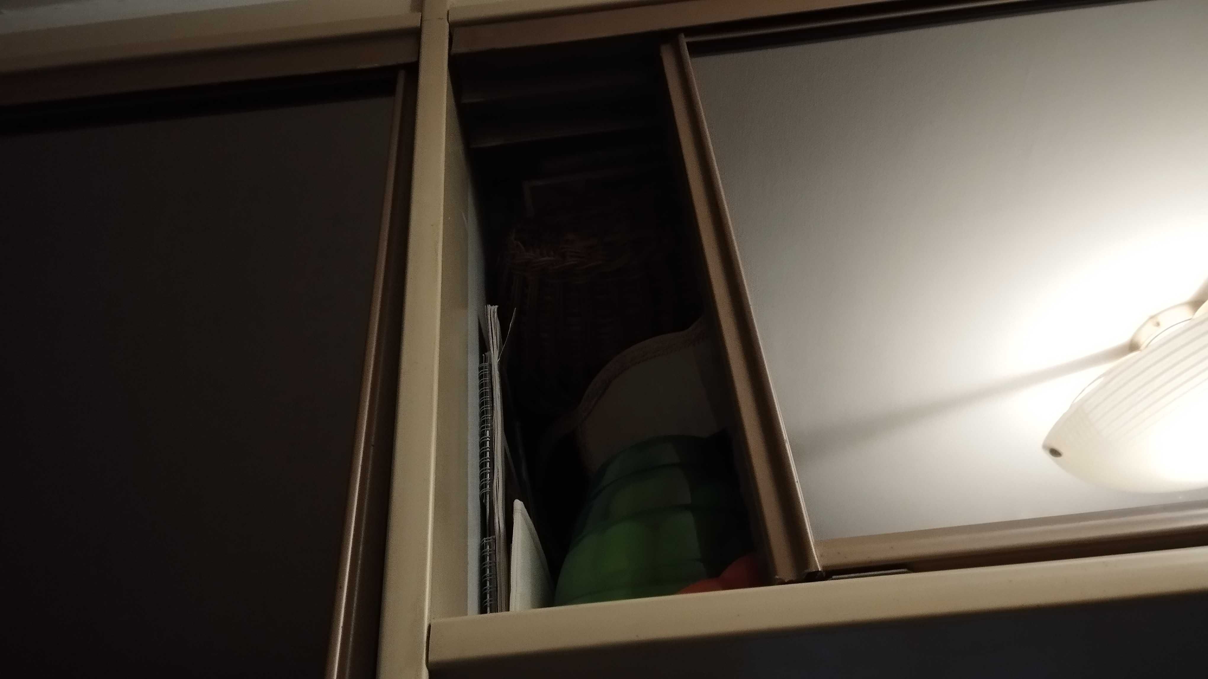 szafa przesuwna z szybami z pawlaczem cena za komplet