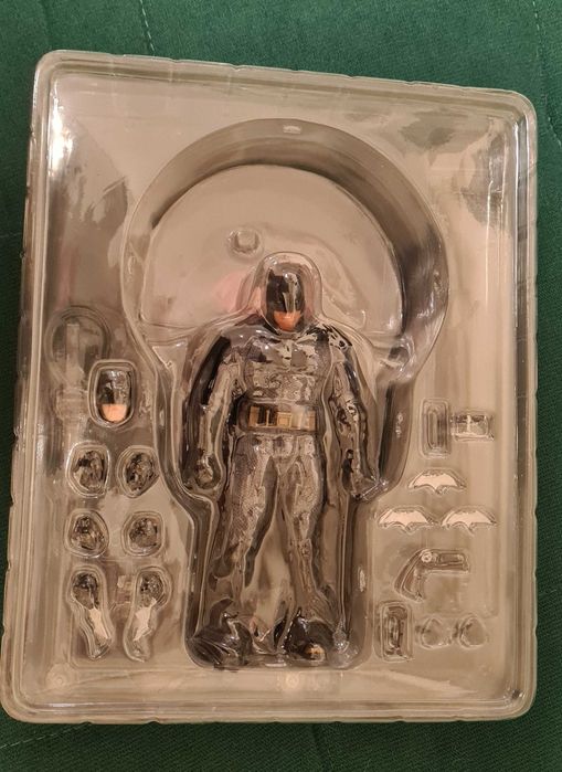 Figurka Batman Mezco One:12 (fejk) Batman vs Superman