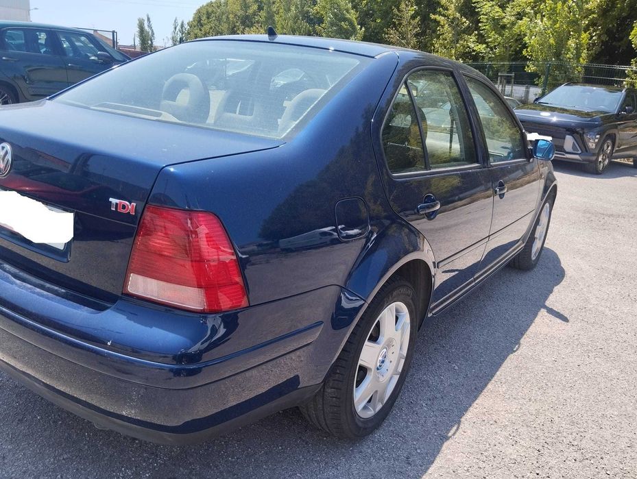 VW Bora 1.9 TDI usado