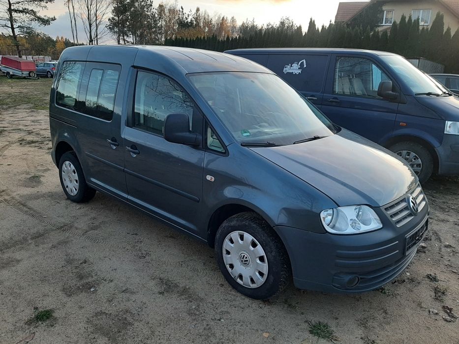 Volkswagen Caddy 1.6 MPI • 2006 rok • 260 000 km • Osobowy