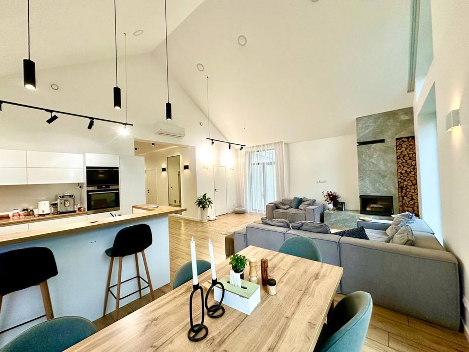 АВТОНОМНИЙ Сучасний будинок у Лісовій Бучі з ремонтом ! 11 соток !!