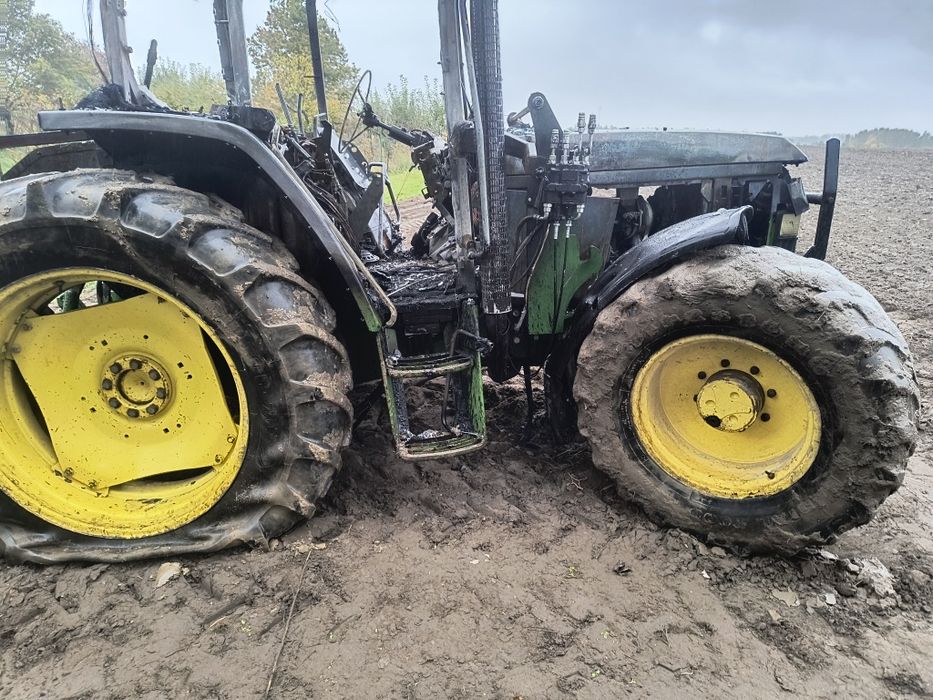 Sprzedam John Deere 6300 po spaleniu