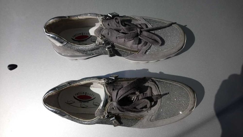 Легенькие фирменные  сникерсы gabor rolling soft