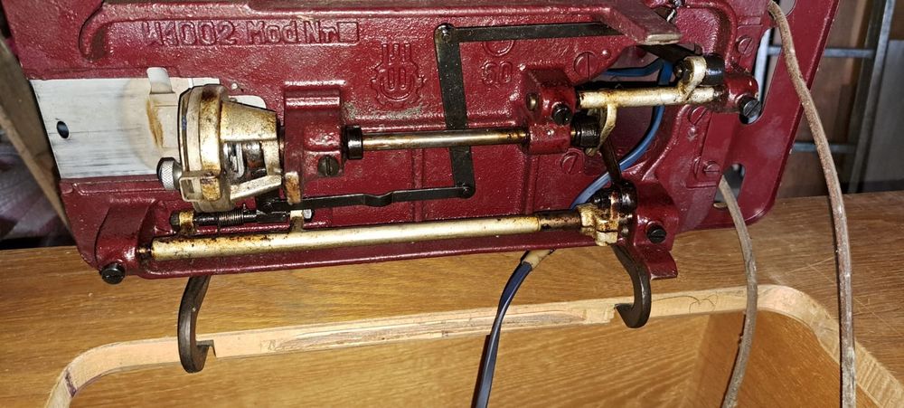 Maszyna do szycia Wifama