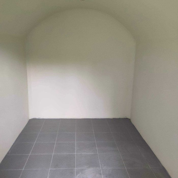 Piwniczka ogrodowa betonowa