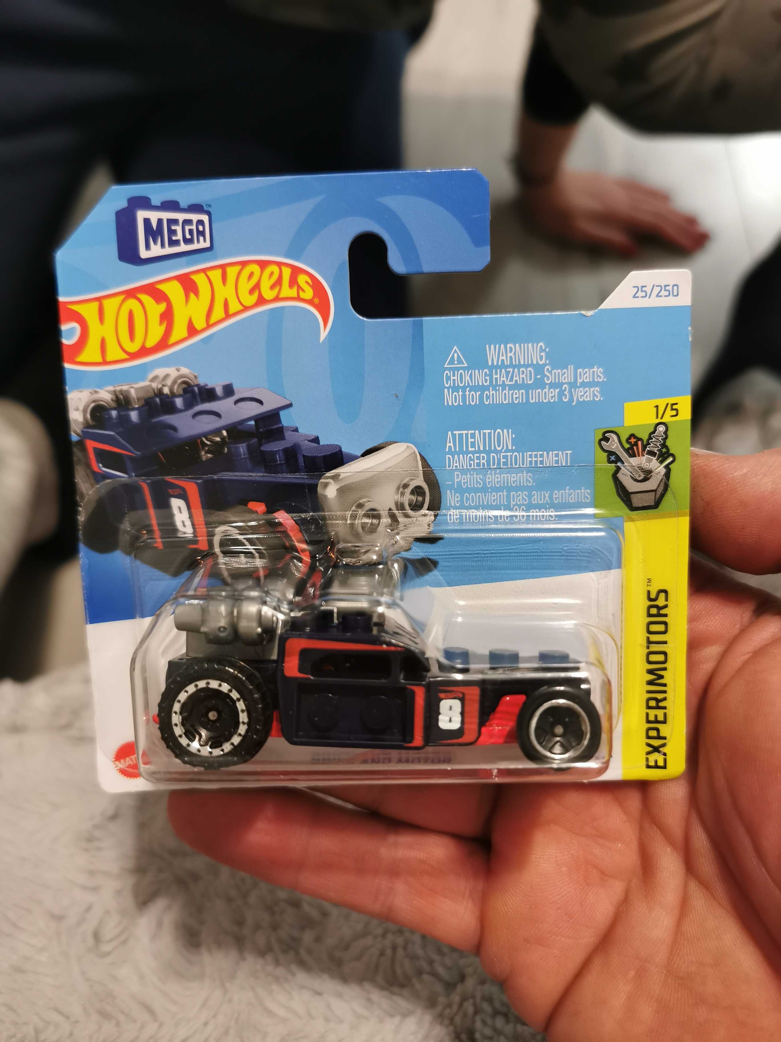 Hot Wheels Brick and Motor