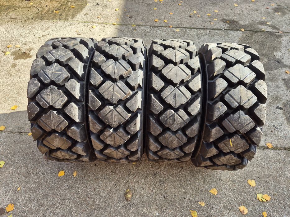 Opony 10-16.5   10r16.5
