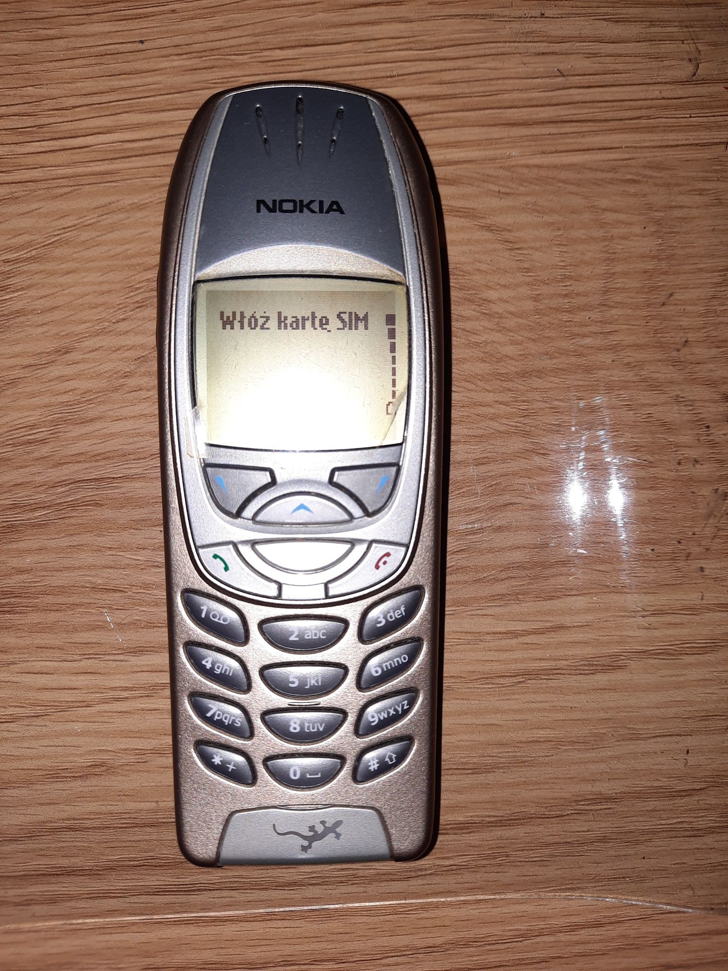 Telefony Nokia 6310i