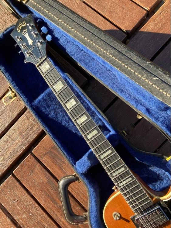 Guild M-75 Natural 1974го року з рідним кейсом