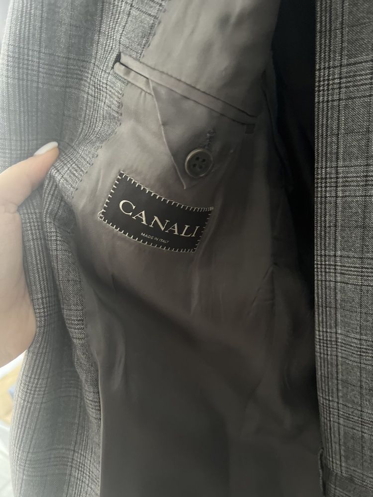 Шикарный классический костюм Canali ОРИГИНАЛ