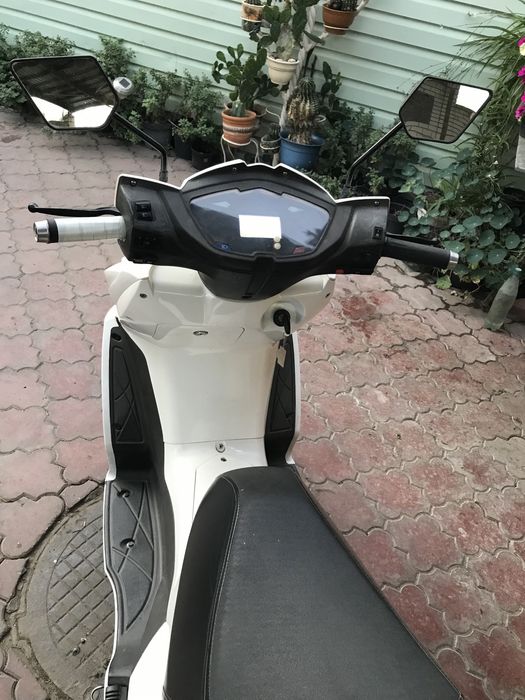 Електроскутер innoscooter EM6000 Maxi-Lithium