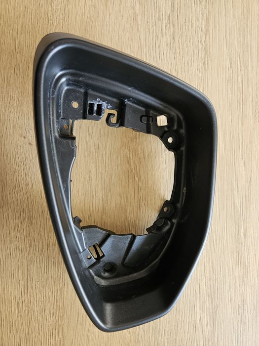 Obudowa lusterka Audi A3 8Y